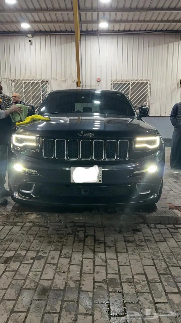جراند شيروكي - SRT 33
