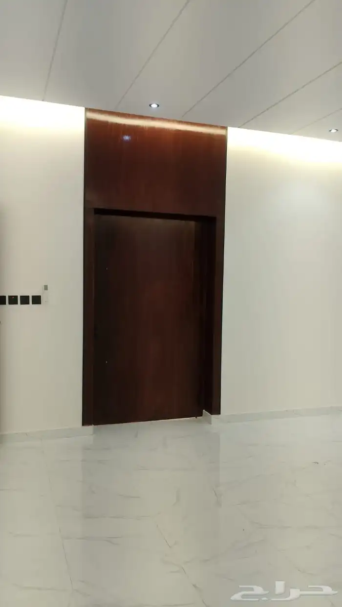 بيبان خشب وقشره جوز 12