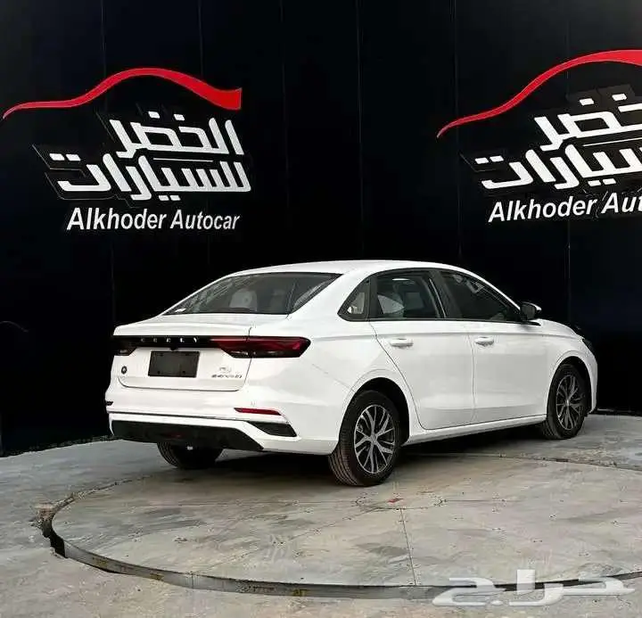 جيلي امجراند استاندر 2025 كاش او اقساط 3