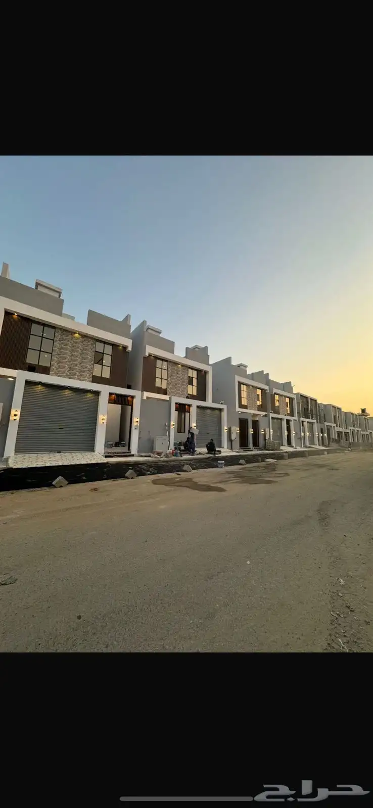 للبيع فلل نظام شقق درج جانبي 9