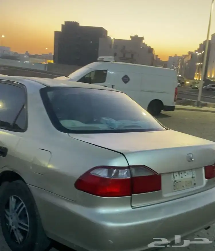 للبيع اكورد موديل 99 2