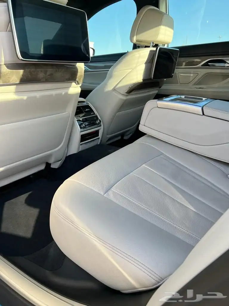 BMW 730 2020 1