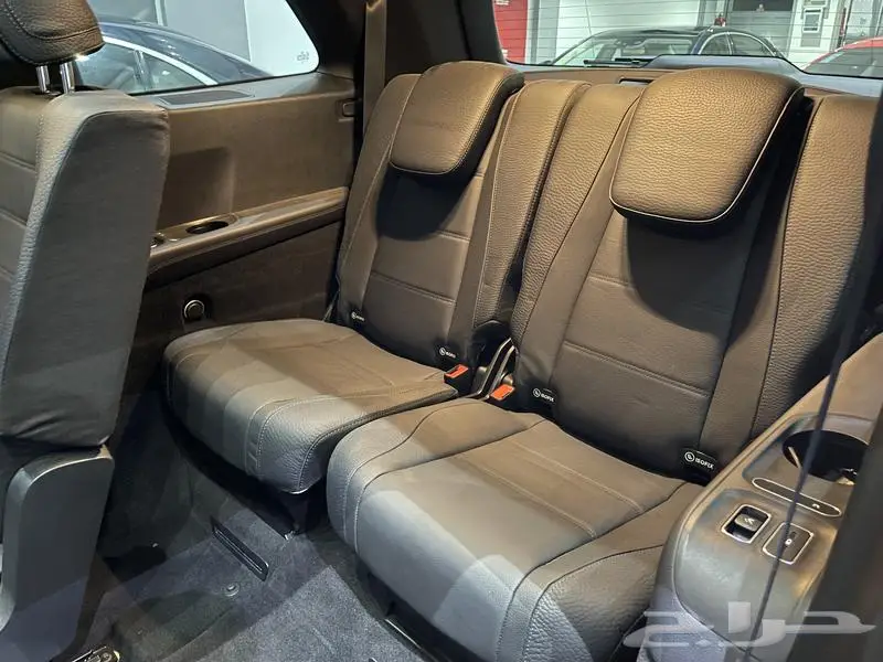 مرسيدس - جي ال اس 580 - 2021 GLS 580 33