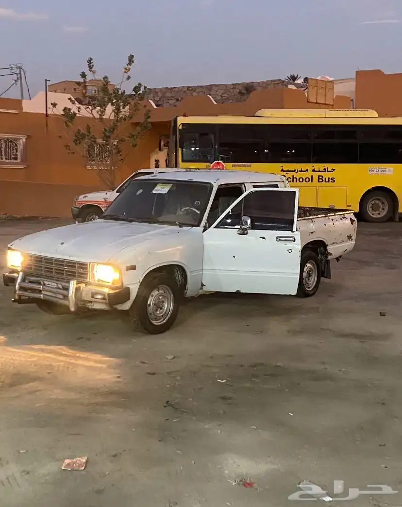 هايلكس83 2
