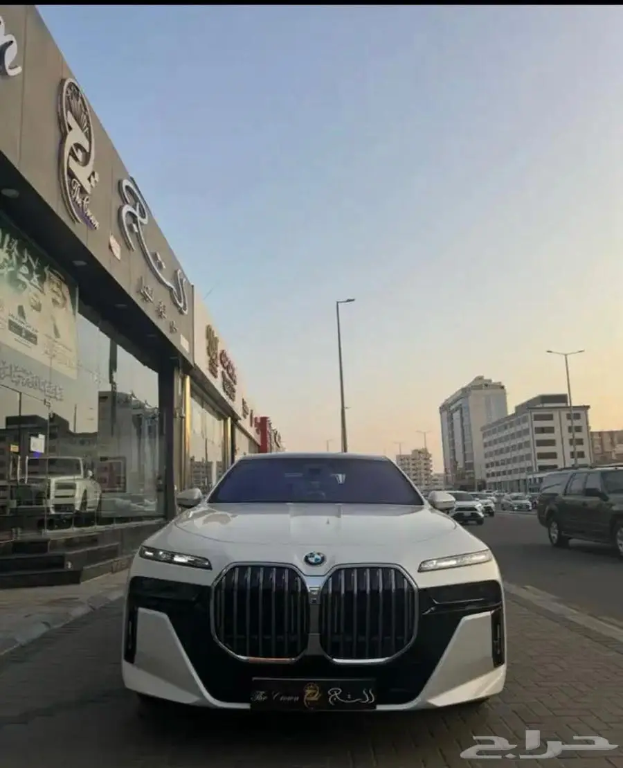 بي ام دبليو الفئة السابعة 2023 2