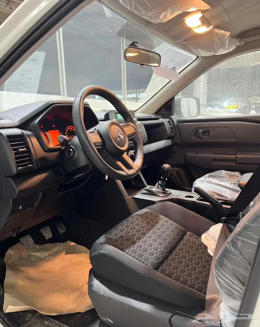 ميتسوبيشي L200 غمارتين 2024 بدون دبل (قير عادي) 19