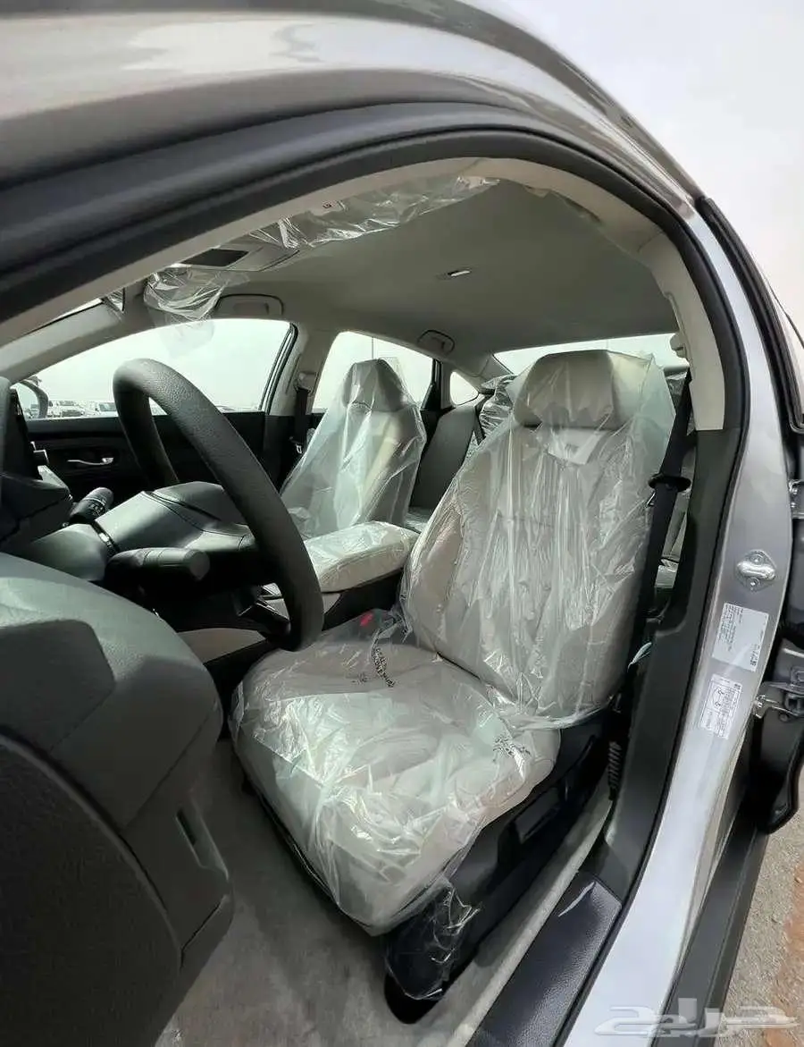 هوندا اكورد LX ستاندر 2025 كاش وبنك 4