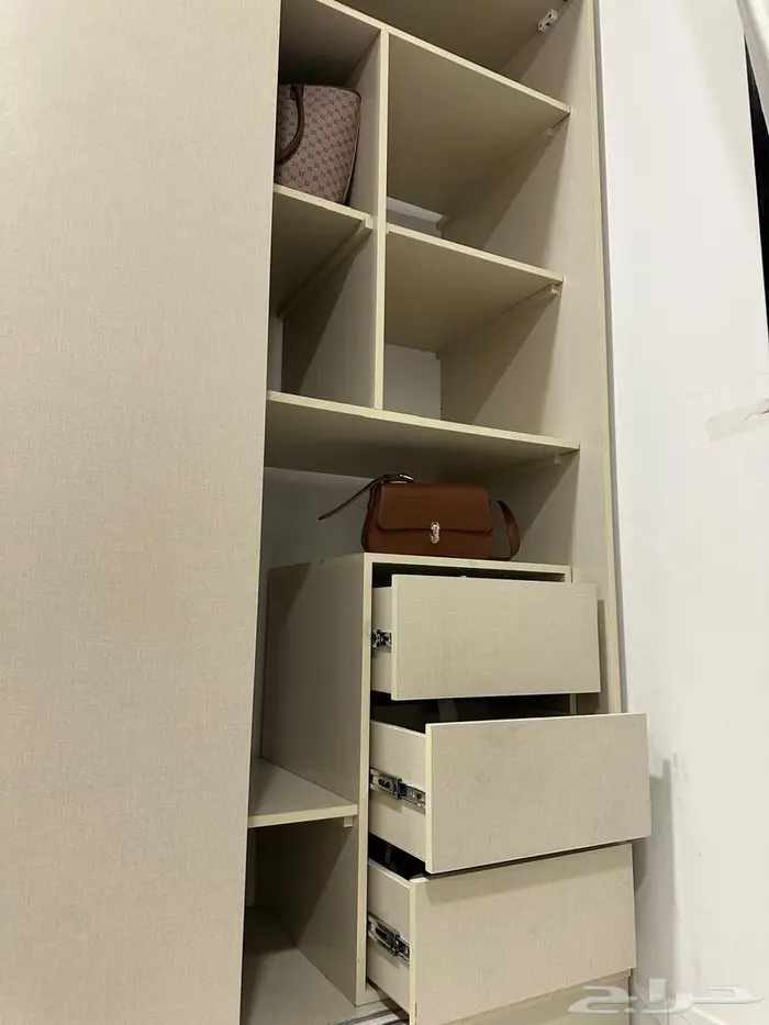 خزانة   دولاب كبير للبيع 3