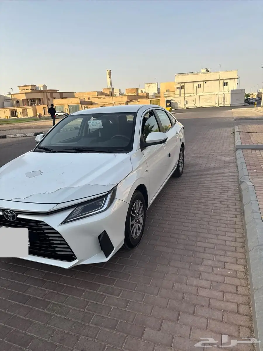 للبيع تويوتا يارس م 2023 1