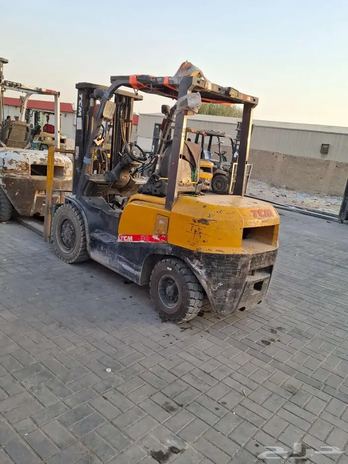 Forklift for daily rental and trips 1