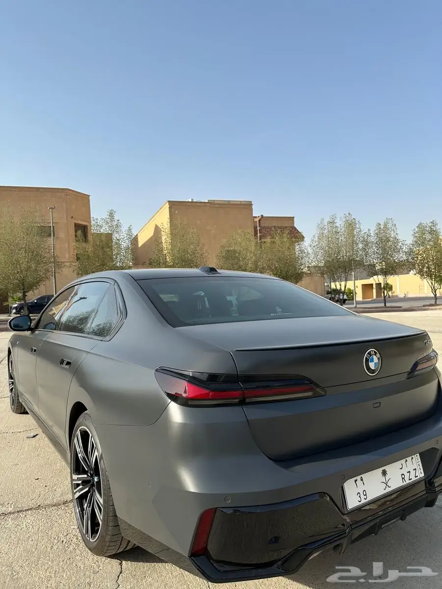BMW 740i 4