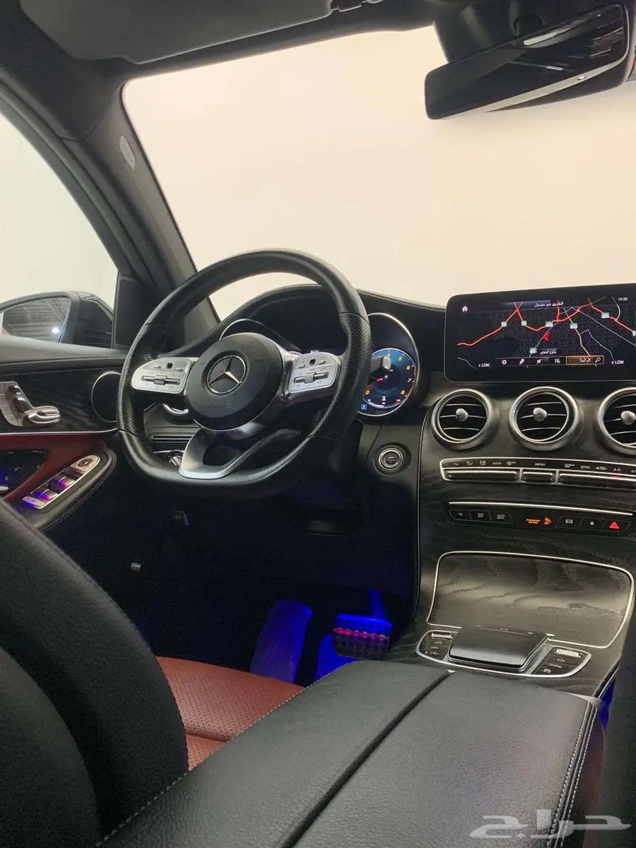مرسسيدس GLC 300 2020 27