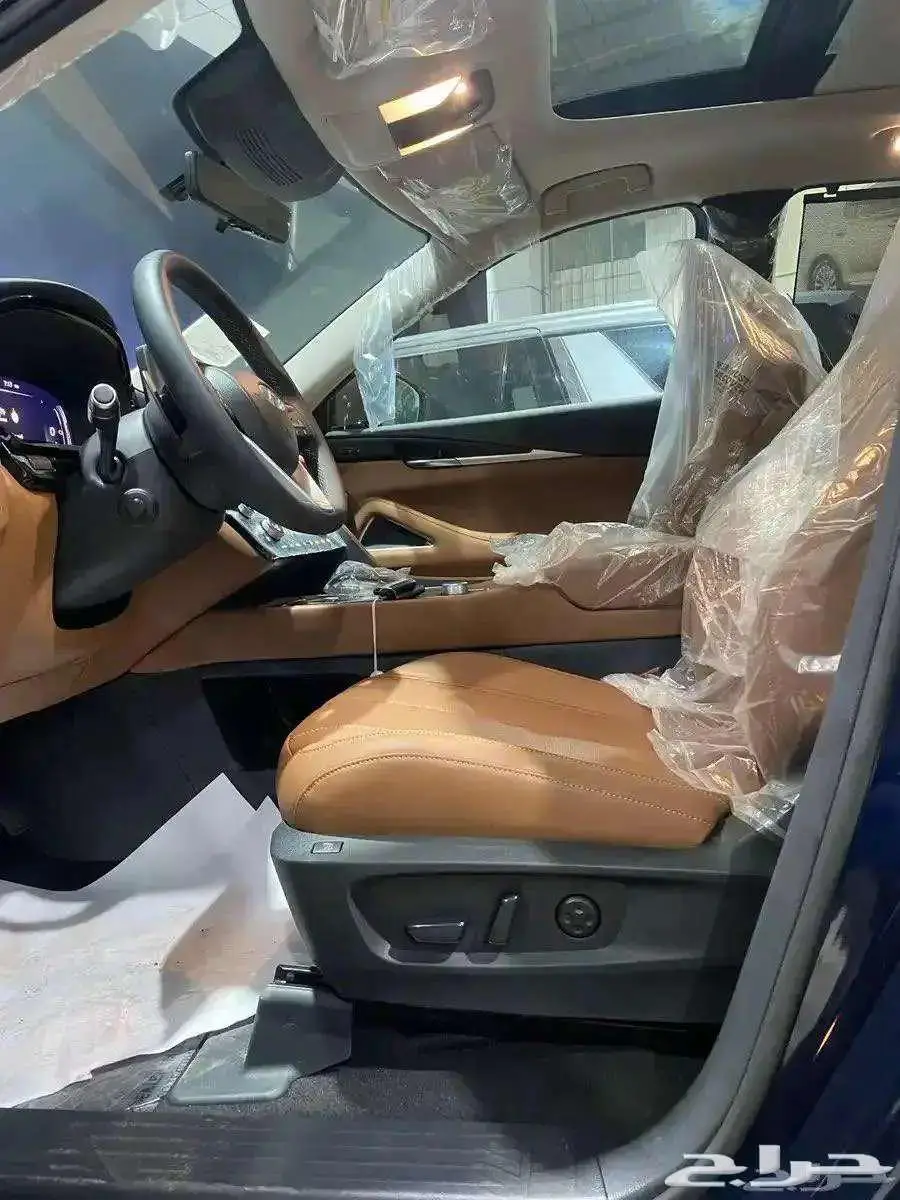 انفنينتي QX60 فئات لاكجيري وسينسوري 14