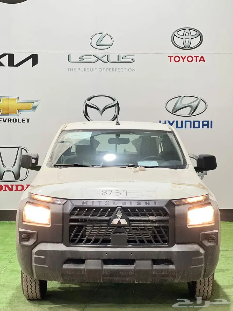 ميتسوبيشي L200 غمارتين 2024 بدون دبل (قير عادي) 2