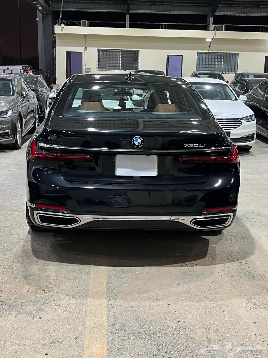بي ام دبليو 730_2022 فل كامل سلندر سعودي 10
