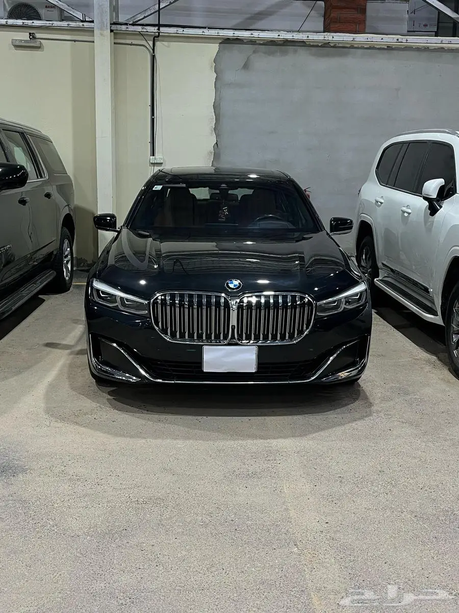 بي ام دبليو 730_2022 فل كامل سلندر سعودي 2