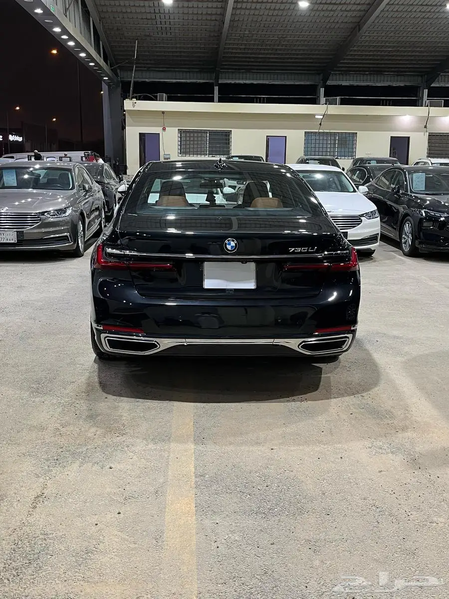 بي ام دبليو 730_2022 فل كامل سلندر سعودي 9