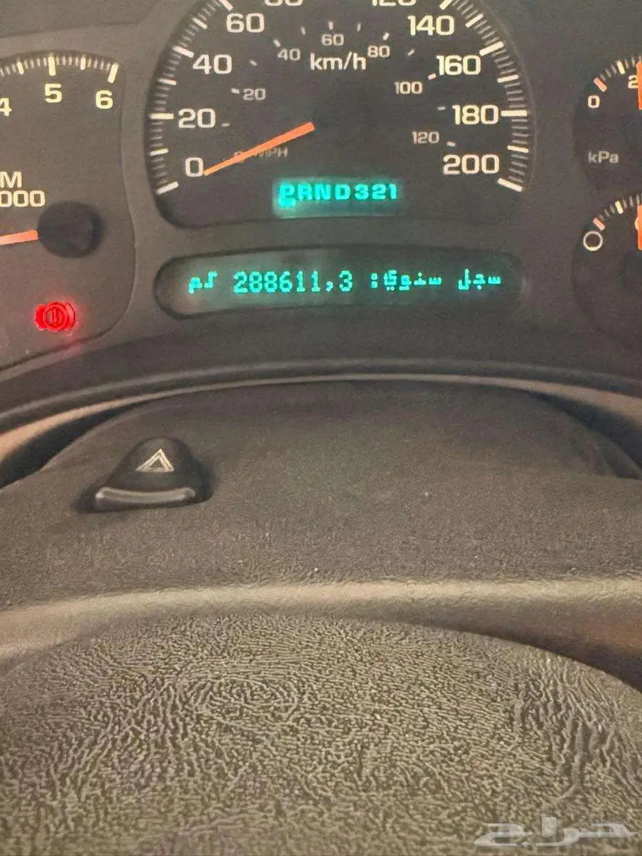 جي ام سي يوكون 2004 GMC Yukon 9
