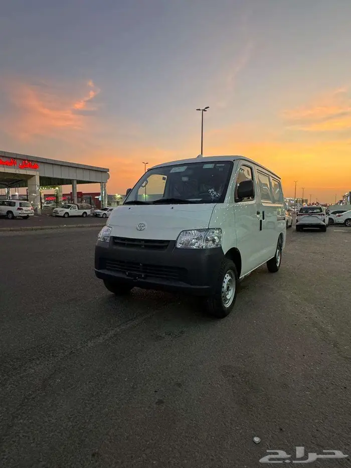 تويوتا فان لايت اس اوتامتيك 1500 cc بضاعه موديل 2025 2