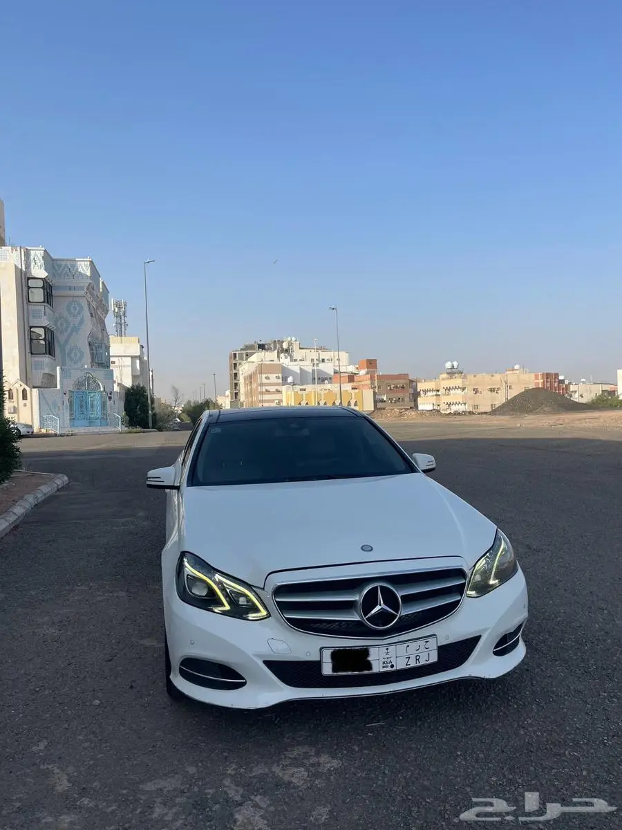 مرسيدس E300 2