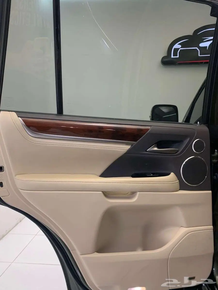 لكزس LX 570 SUPER SPORT 2021 11