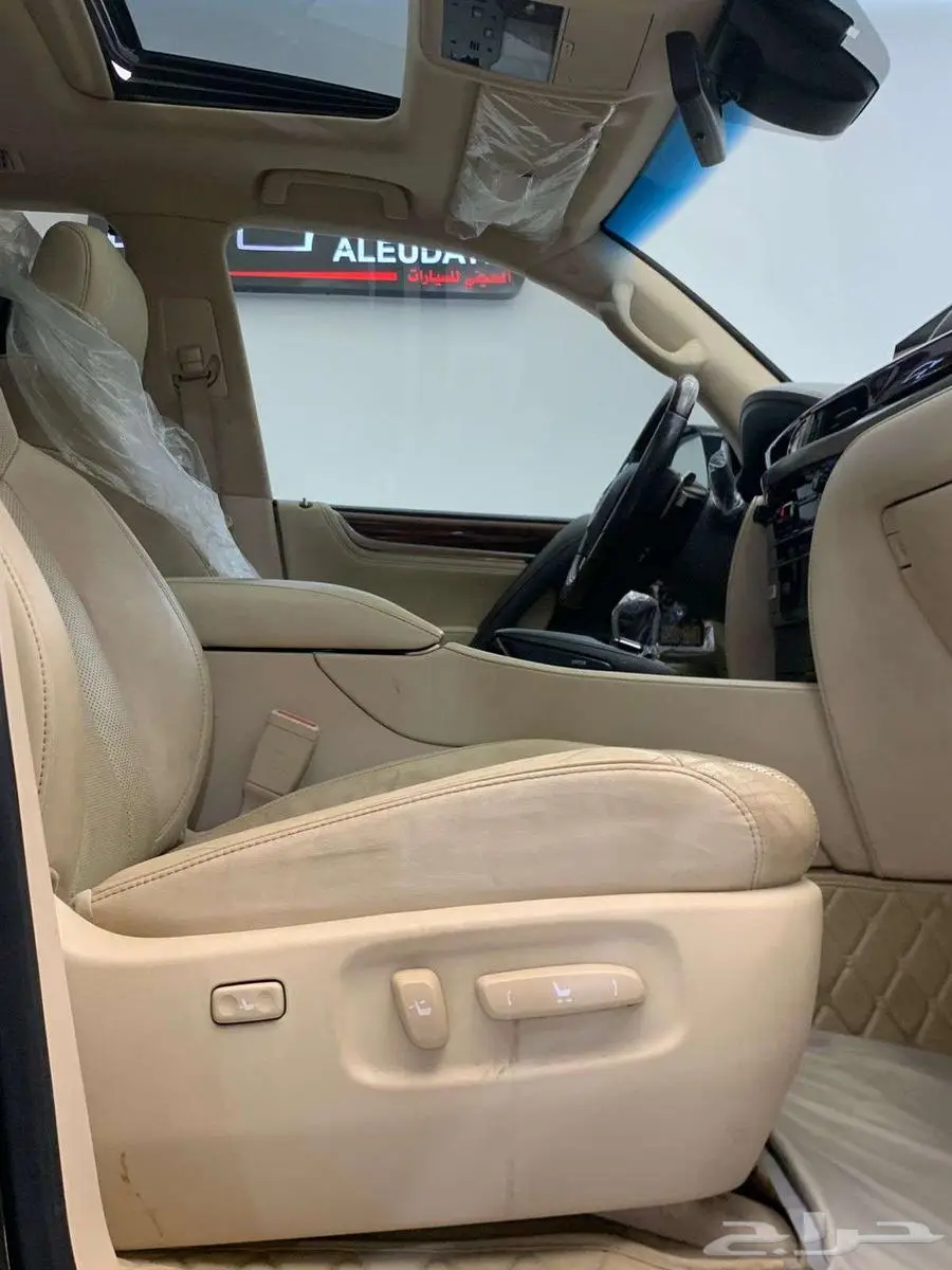 لكزس LX 570 SUPER SPORT 2021 34