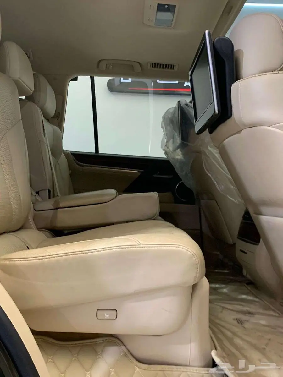 لكزس LX 570 SUPER SPORT 2021 15