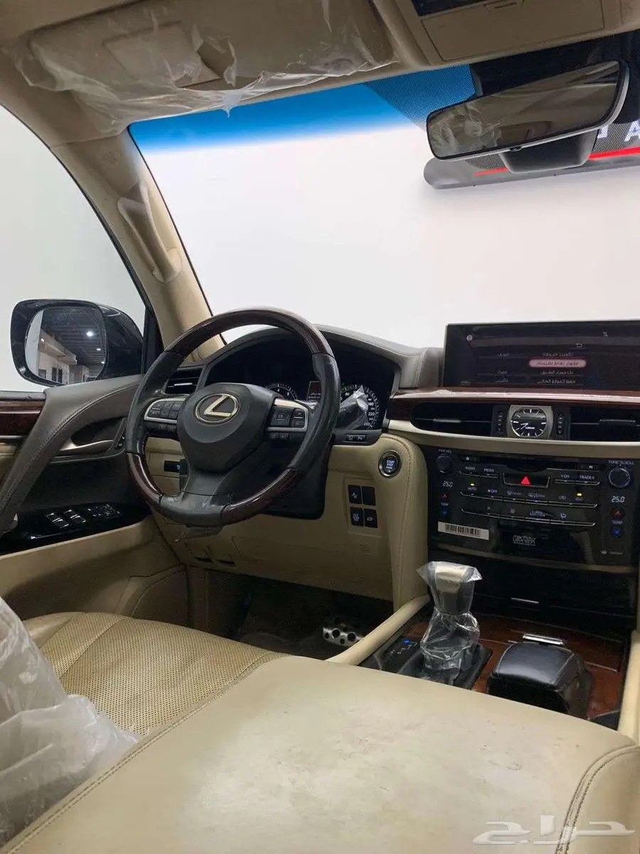 لكزس LX 570 SUPER SPORT 2021 24