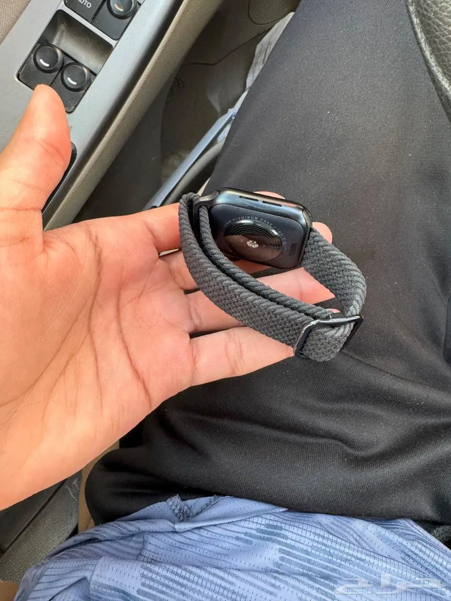 ساعة ابل Se 2024 مقاس 40mm مع GBS   لون midnight 3