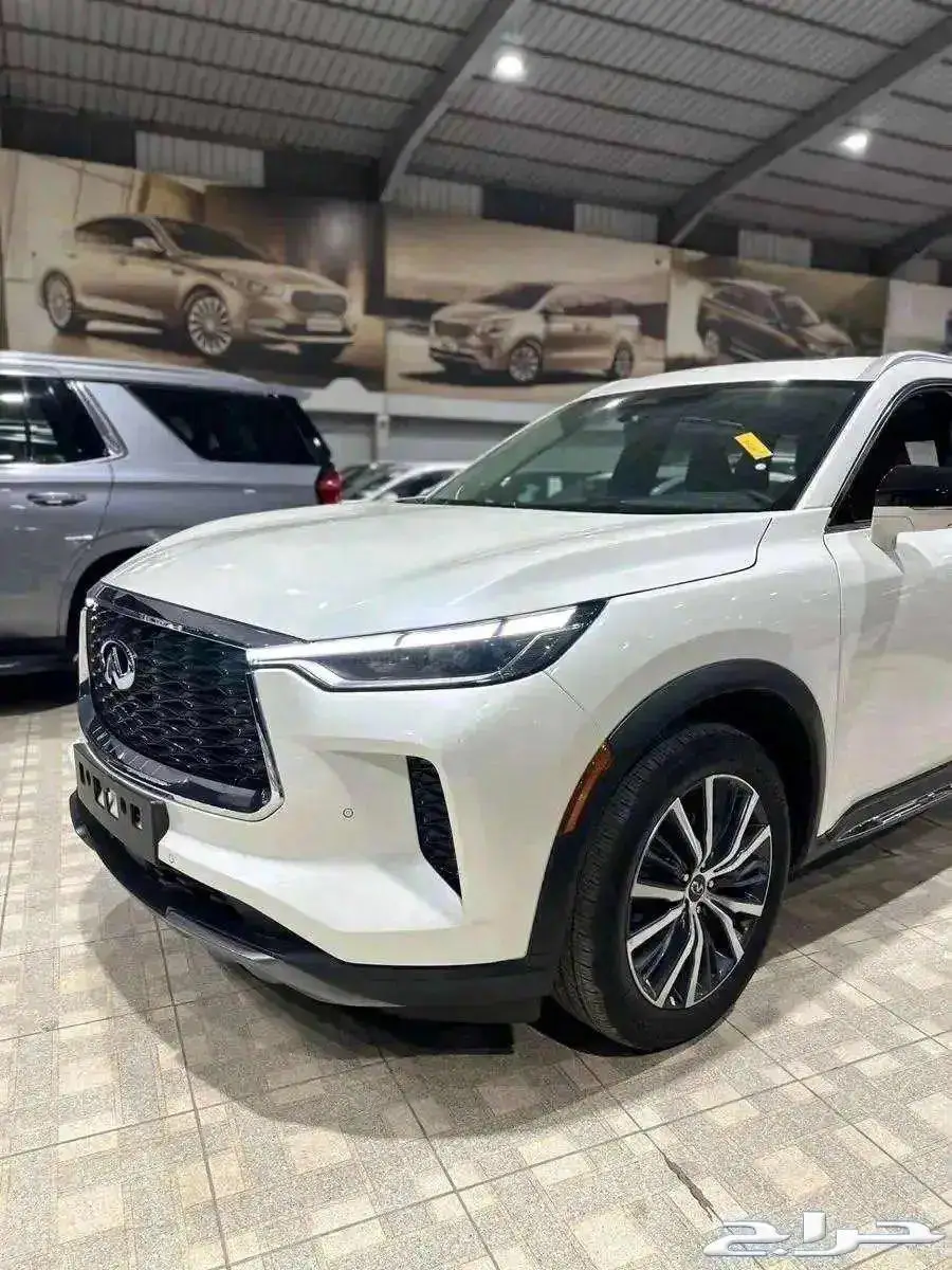 انفينتي QX60 لاكجري وي سينسوري 2023 جديده 7