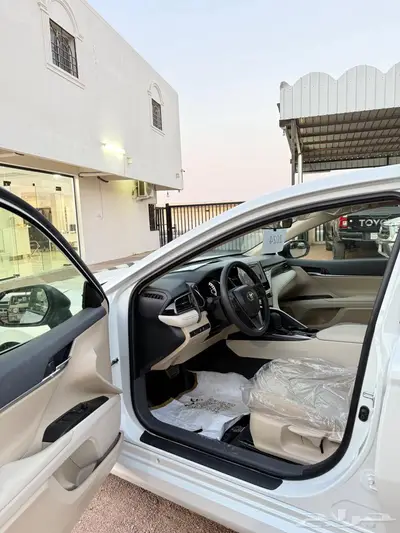 كامري ستاندر 2024 الساير ابيض عداد 100كم فقط بسعر 104000جاهز 6