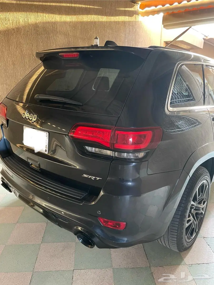 جراند شيروكي - SRT 8