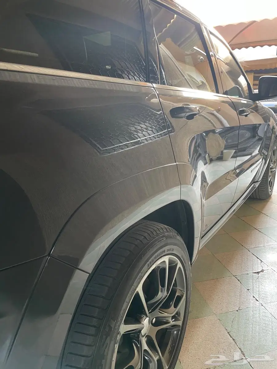 جراند شيروكي - SRT 6