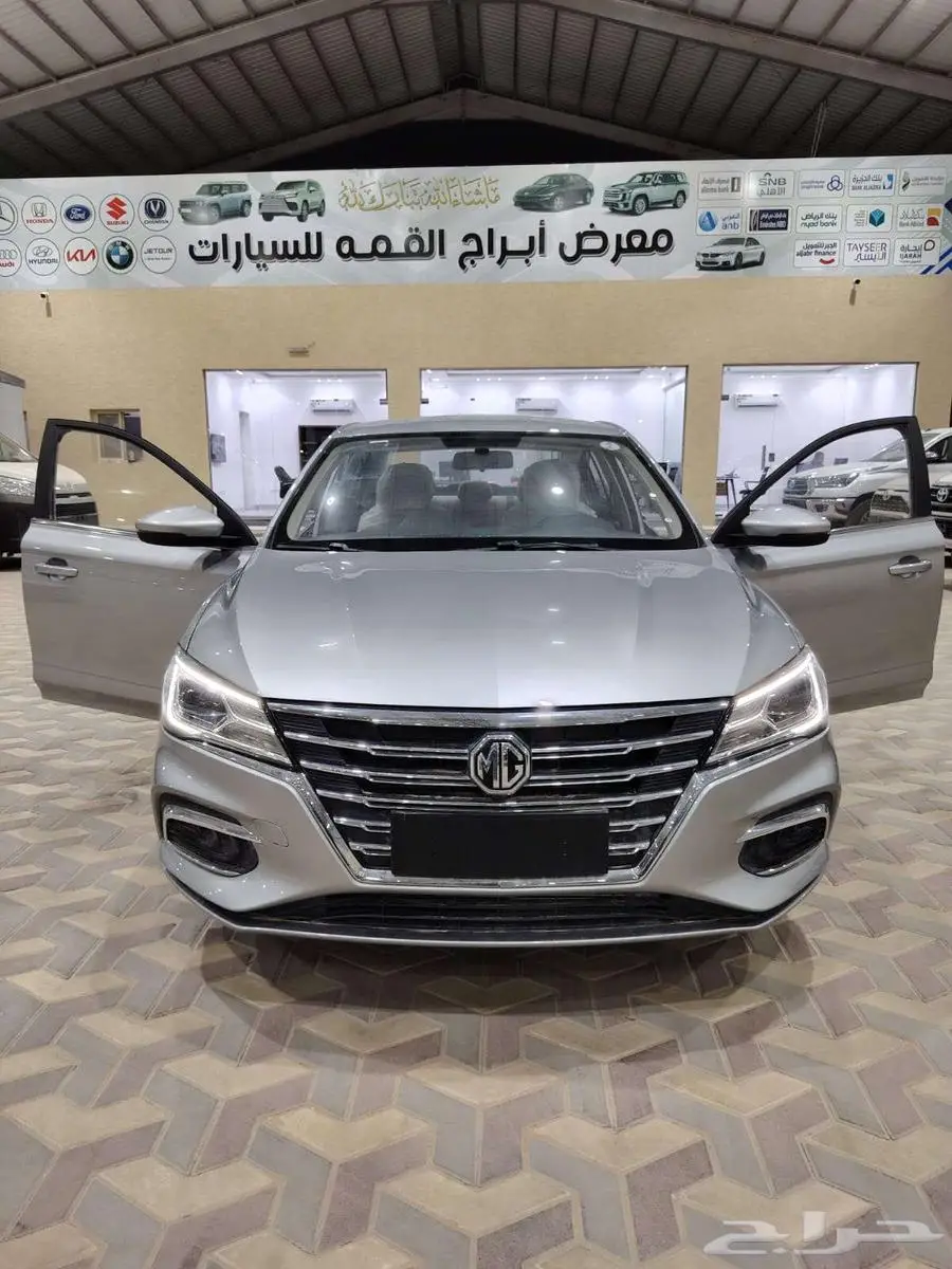 ام جي 5 - استاندر 2024 3