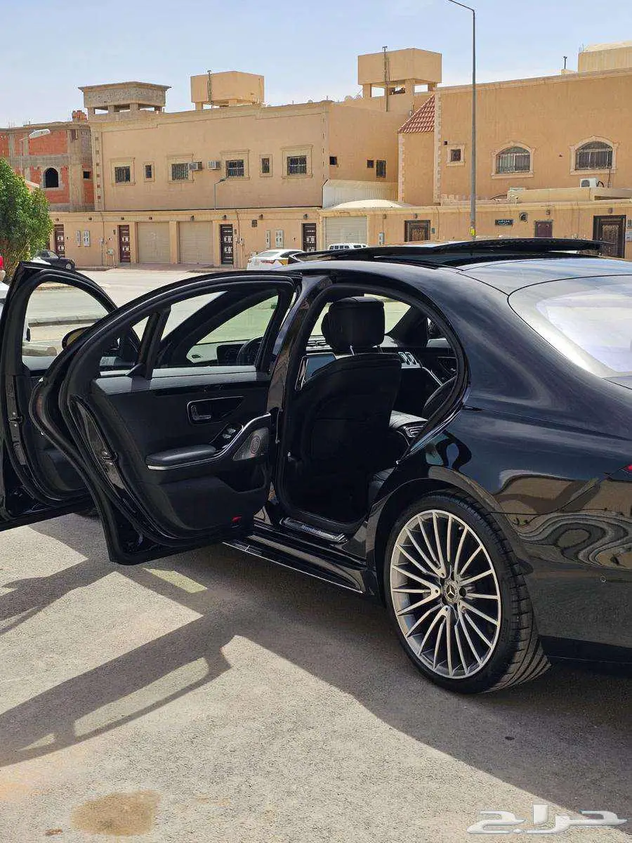 مرسيدس - اس 500 - موديل 2022 13