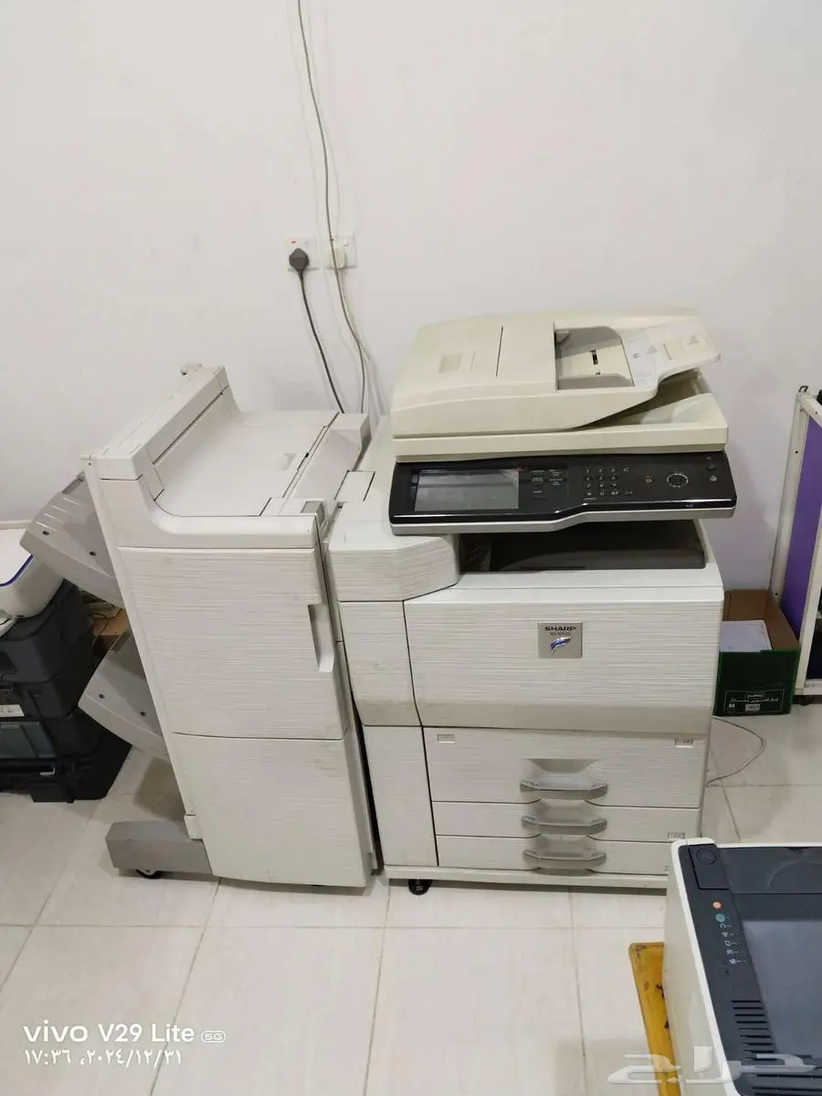 للبيع مركز خدمات طالب آلات تصوير وطابعات ومستلزماتها 1