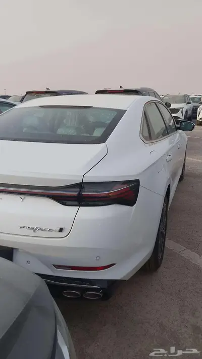 جيلي بريفيس 2025 8