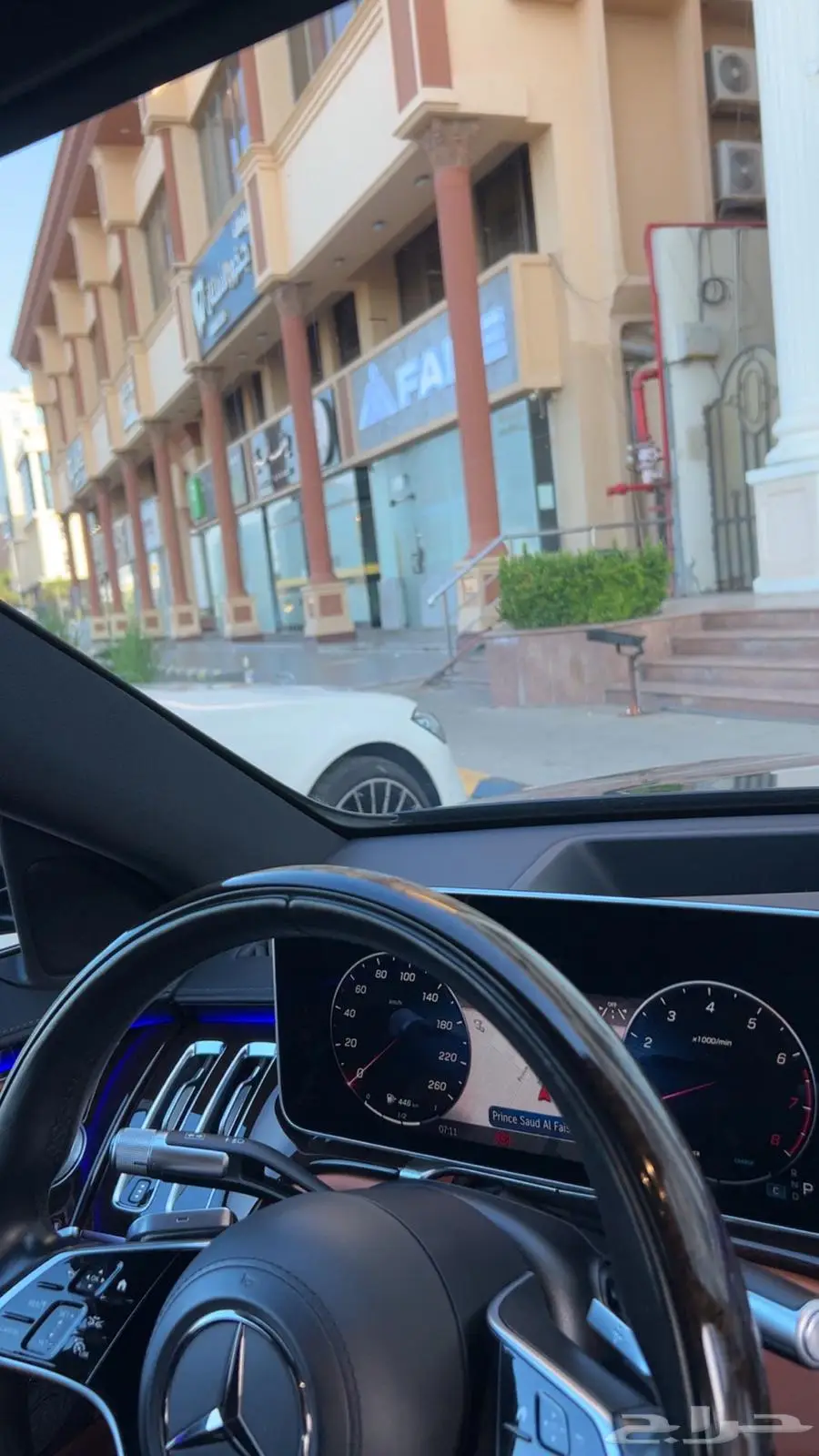 S450 2023 16