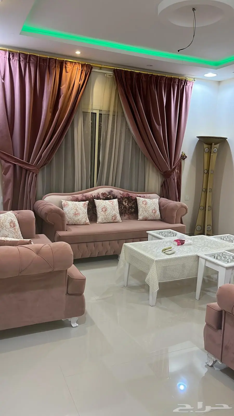استراحة للبيع مكونه من اثنان شاليهات 39