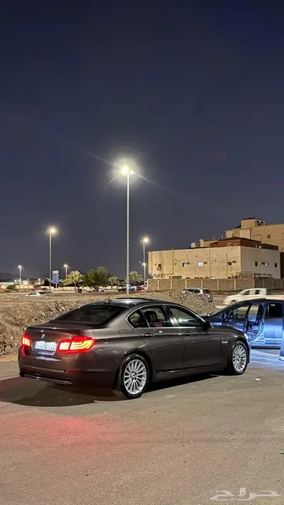 بي ام 528i 2011 index