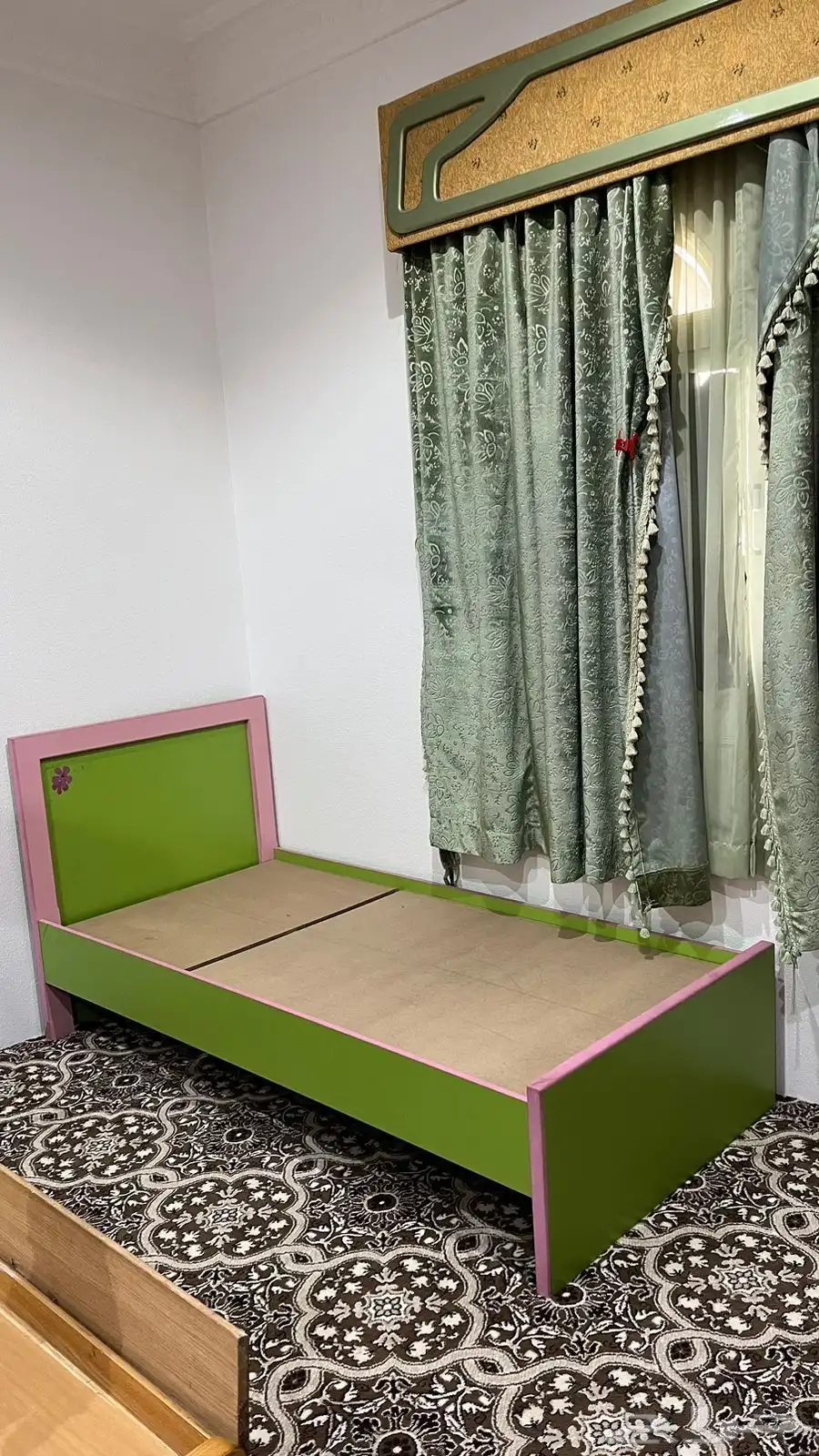 سريرن ف حاله جيد 1