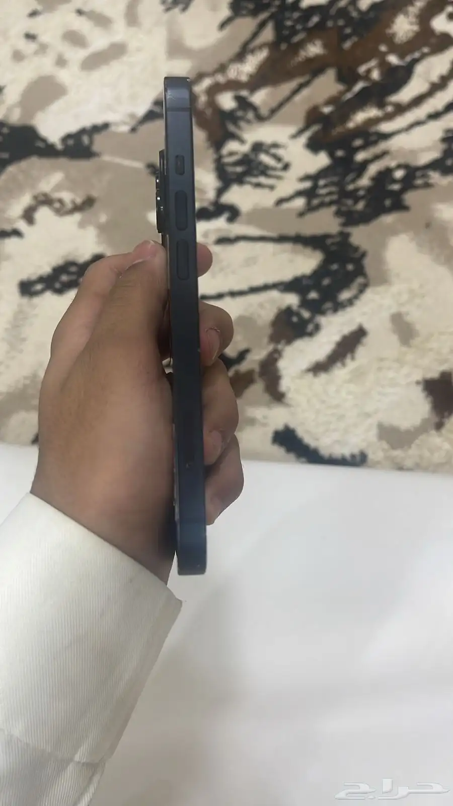 آيفون 14 عادي 1