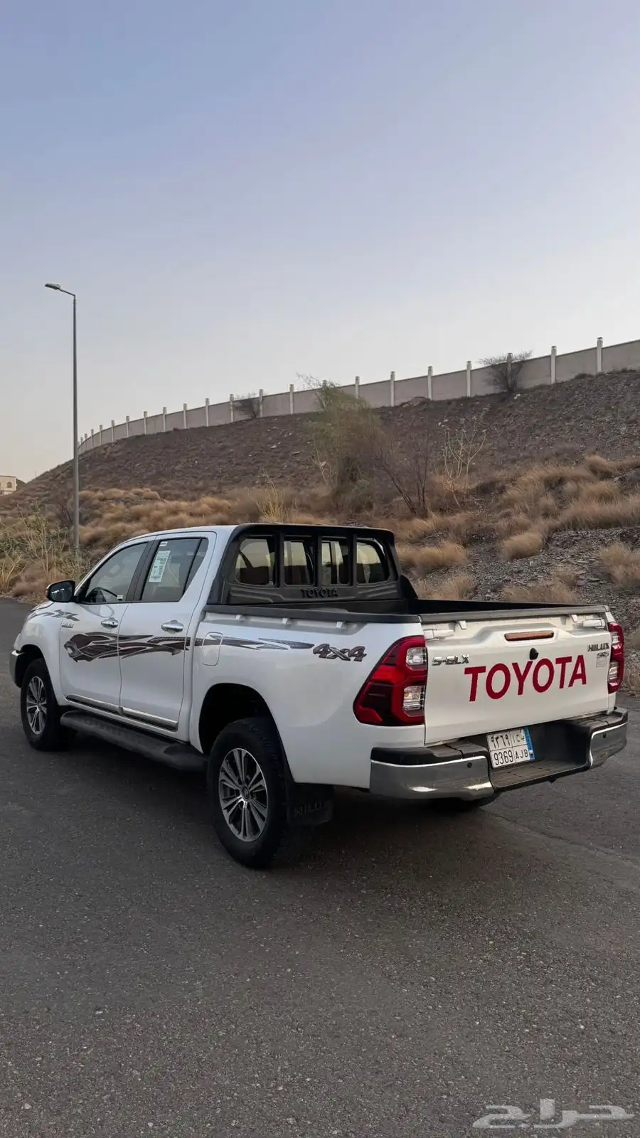 هايلوكس2023 1