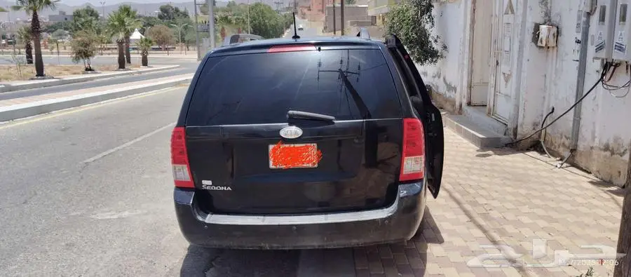 سيارة فان كيا موديل 2010 2