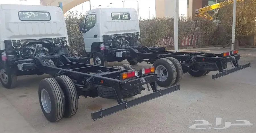 شاحنة دينا ميتشوبيشي دبل 4X4 موديل 2022 - 4.5 طن 4