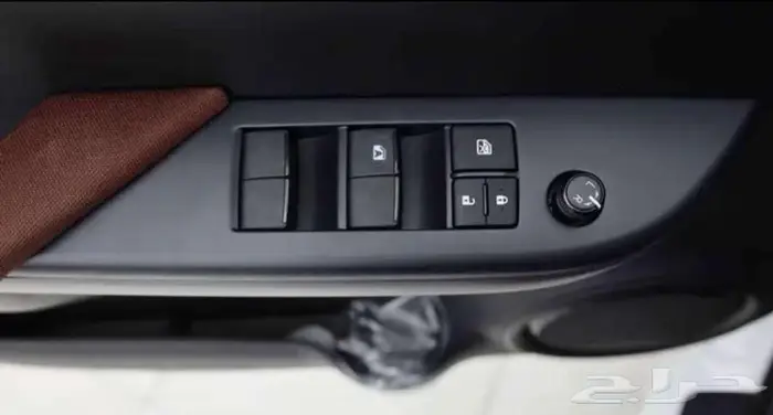 تويوتا هايلوكس غمارتين ديزل GL2 سلق 2025 5