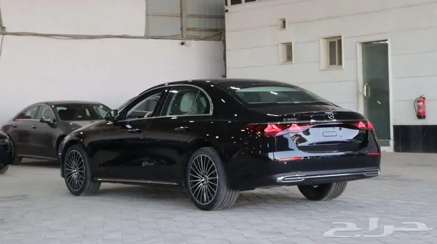 E200 EXCLUSIVE MODEL 2025 - اي 200 اكسكلوسف2025 20