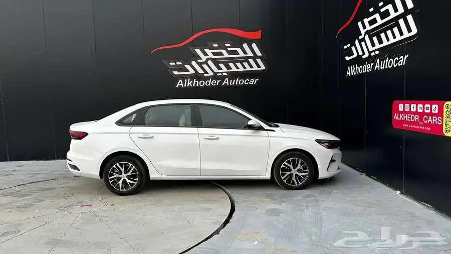 جيلي امجراند استاندر 2025 كاش او اقساط 2