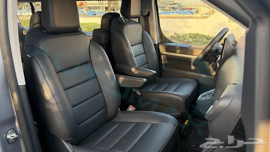 2026 CITROEN SPACETOURER BUSINESS LOUNGE 2.0T GCC 32