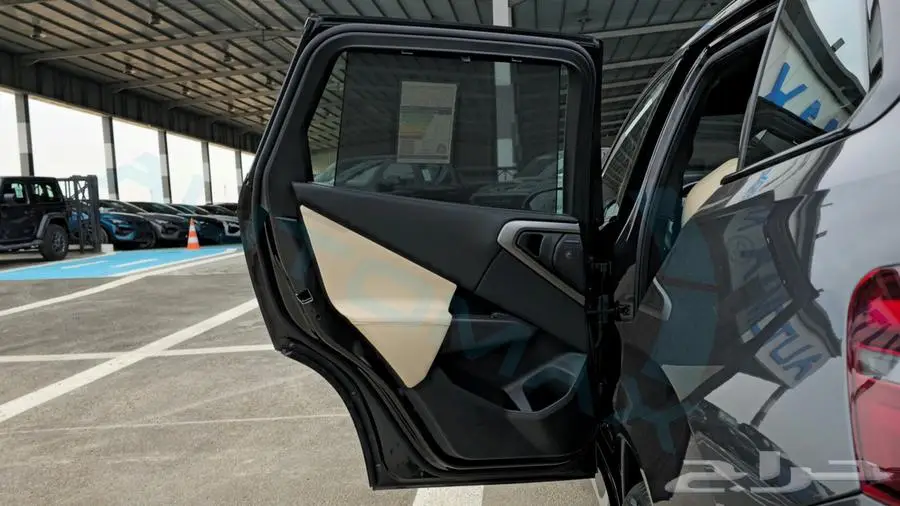 بي ام دبليو X3 M 2025 خليجي اصفار مع ضمان الوكيل 29